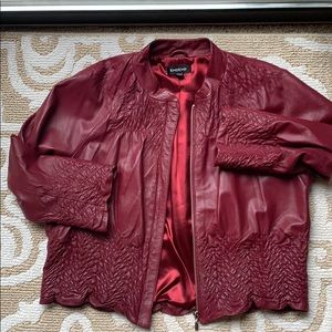 BEBE OXBLOOD RED leather cropped jacket